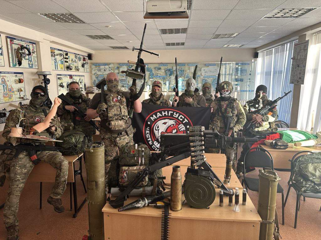В Курске инструкторы центра "Мангуст" обучили военному делу свыше 1000 человек