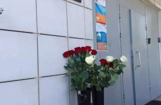 В Курской области открыли доску памяти погибшему на СВО Владимиру Маньшину