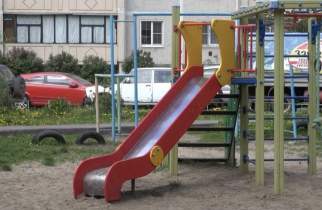 В Курской области установили 142 новые детские площадки