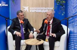 Хинштейн отказался от машин сопровождения ГАИ в Курской области