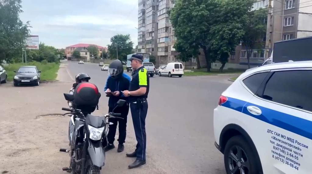 Курские автоинспекторы поймали в Железногорске 3 мотоциклистов без прав