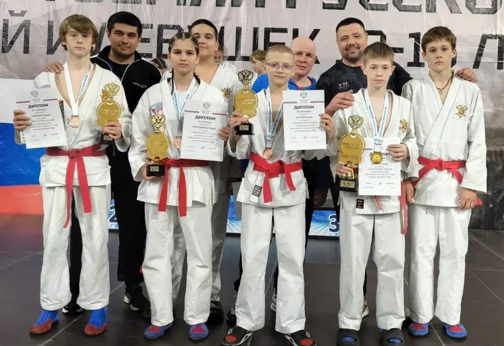 Куряне выиграли 4 медали на первенстве России по рукопашному бою
