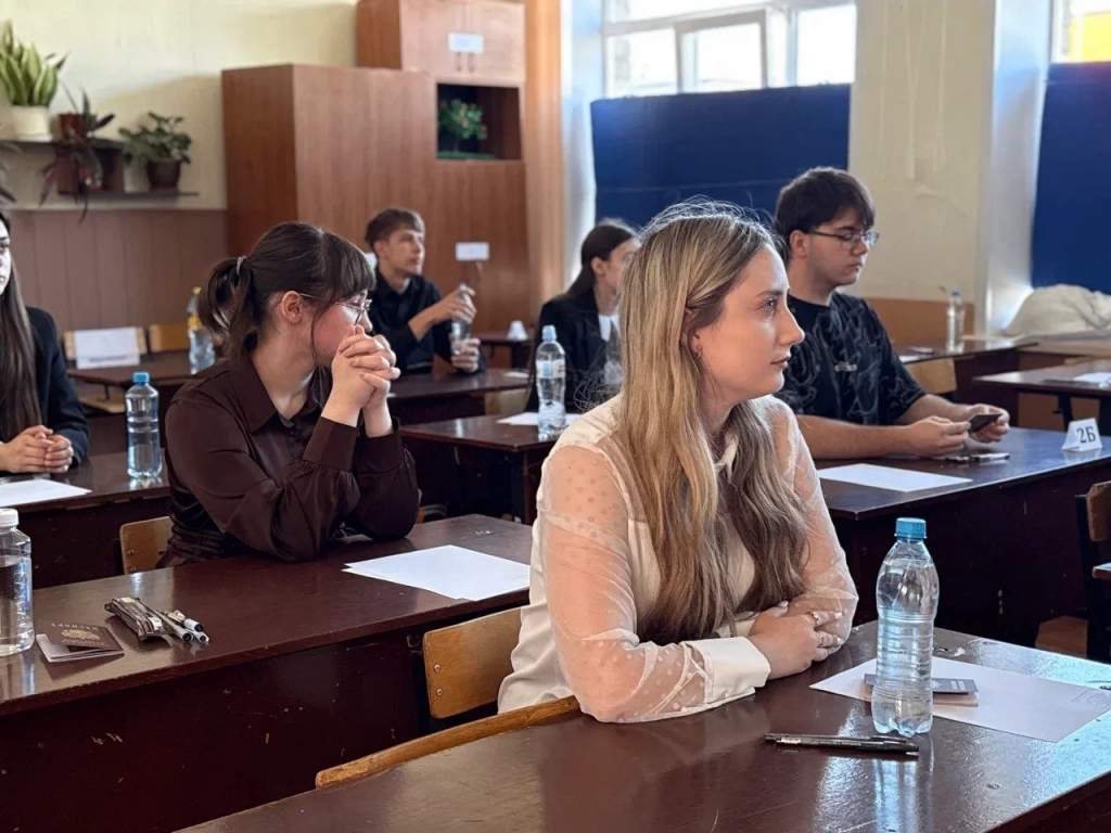 В Курской области 13 выпускников сдали ЕГЭ по русскому языку на 100 баллов