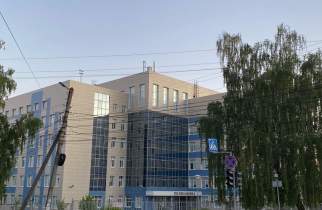 В Курской области временно приостановили запись к врачам