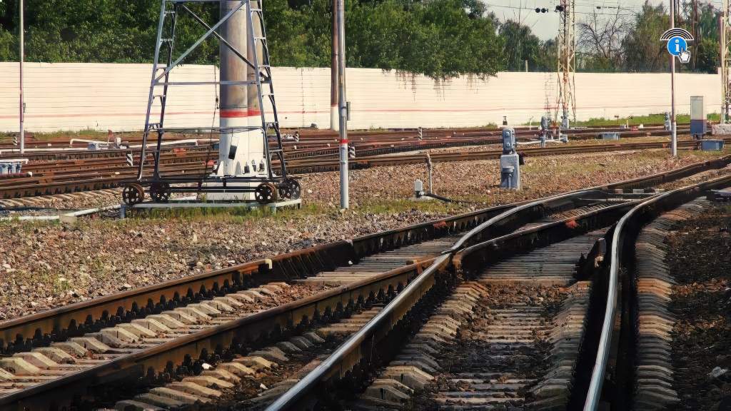 В Курской области мужчину насмерть сбил поезд