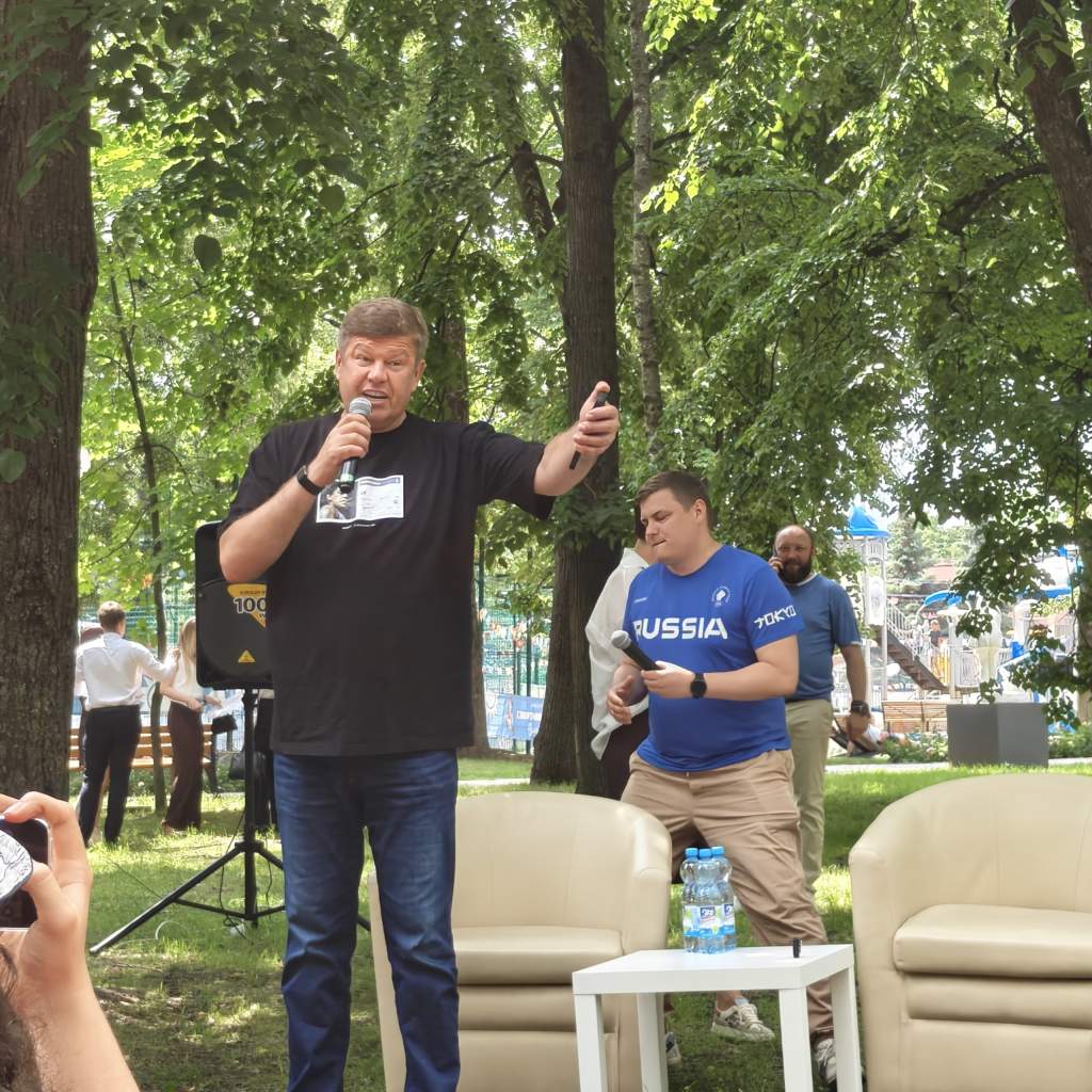 ️Дмитрий Губерниев не испугался сирены в Курске