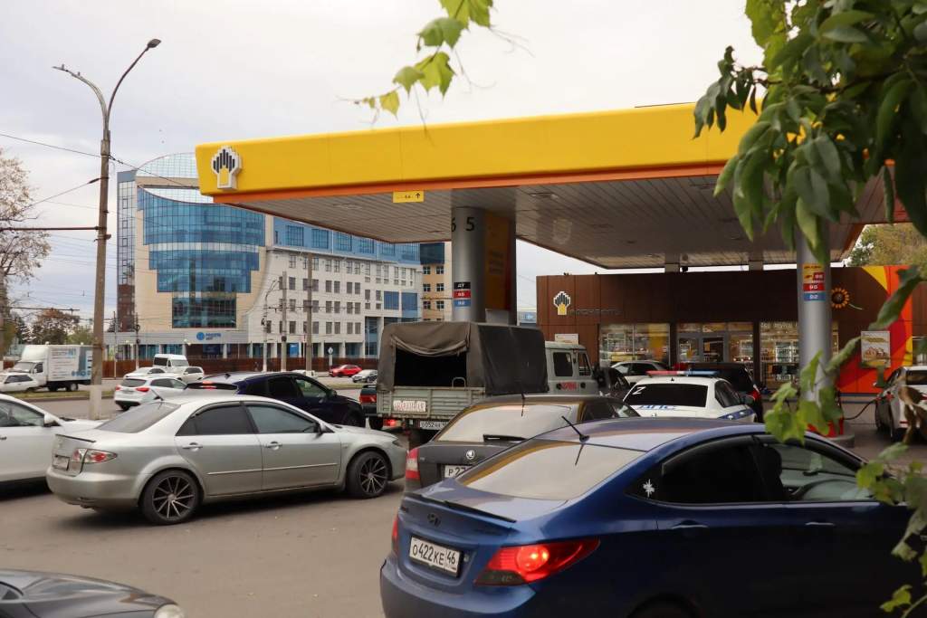 Роснефть увеличила поставки топлива в Курскую область