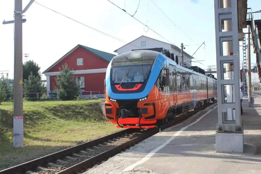 В Курской области к бесплатной электричке до Орла добавили 2-й вагон по выходным
