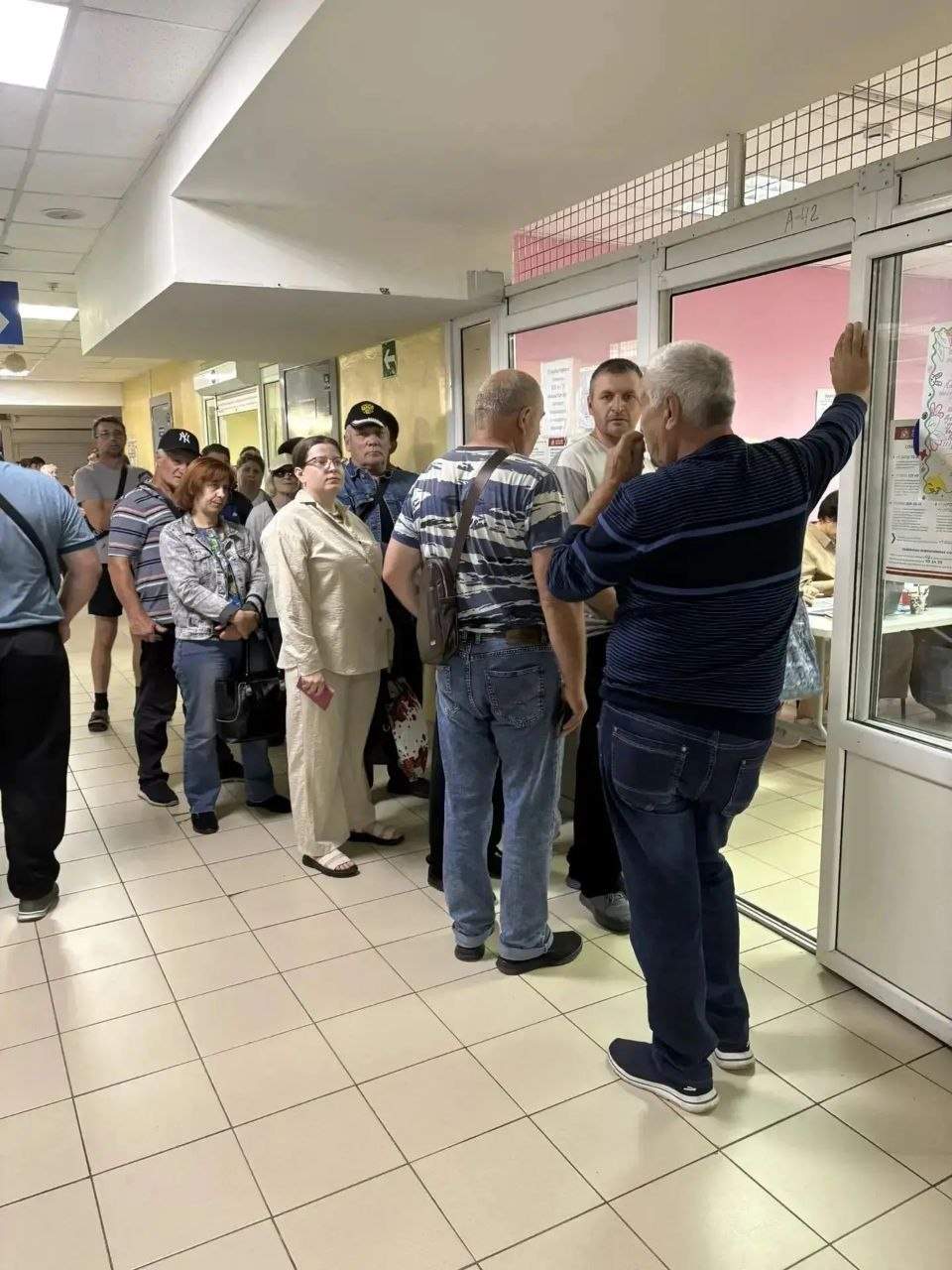В Курске на Верхней Луговой за полгода выдали 36 тысяч продуктовых наборов