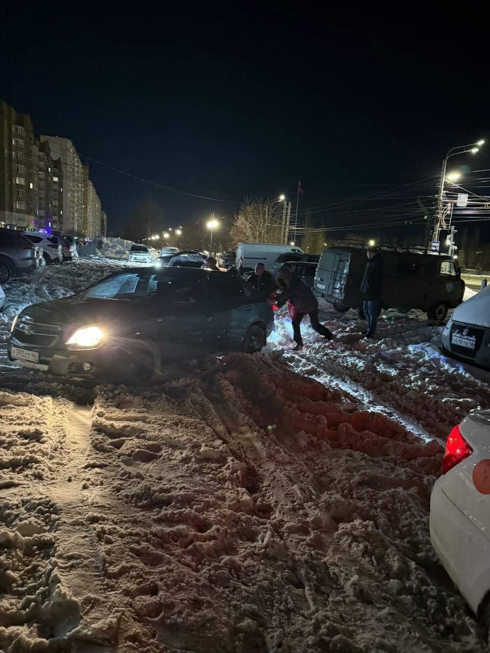 Курский суд взыскал 700 тысяч в пользу пенсионера, поскользнувшегося у дома