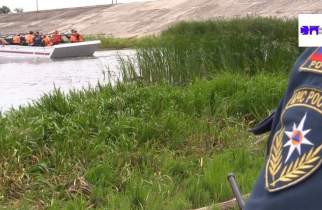 Курские спасатели МЧС России испытали плавающий транспортер