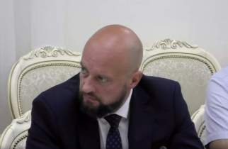 В Курске разбираются с ржавой водой в Железнодорожном округе
