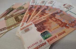 Курянин перевел мошенникам 970 тысяч рублей при покупке авто