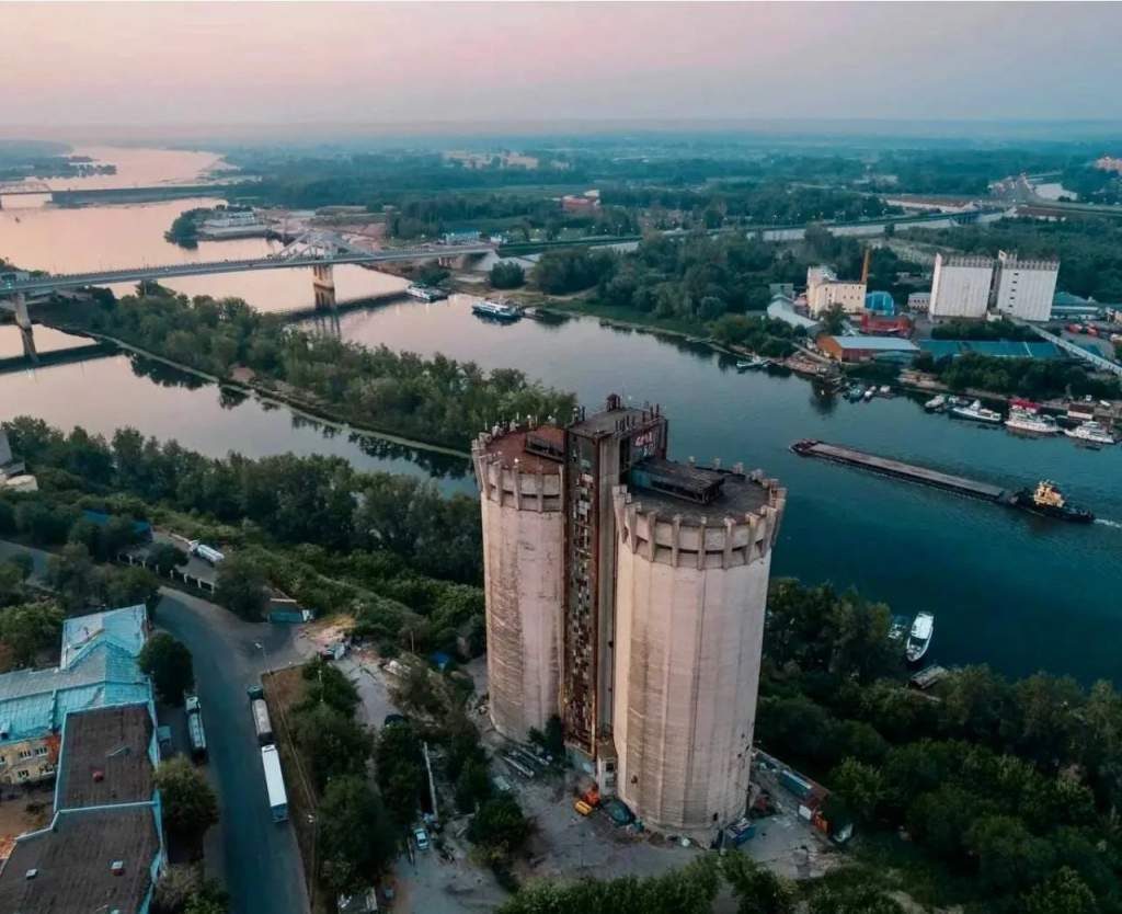 Хинштейн намерен бороться с нерадивыми владельцами ОКН по примеру Москвы