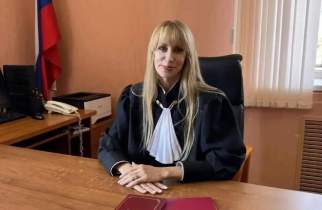 Новая судья Золотухинского суда Курской области принесла присягу