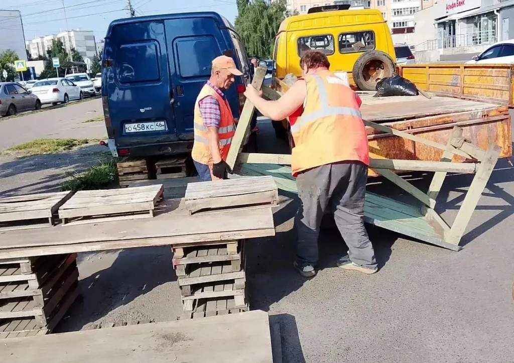 В Курске после жалоб горожан убрали незаконный рынок на Студенческой