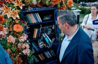 В Курске открыли первую уличную библиотеку в рамках проекта книгообмена