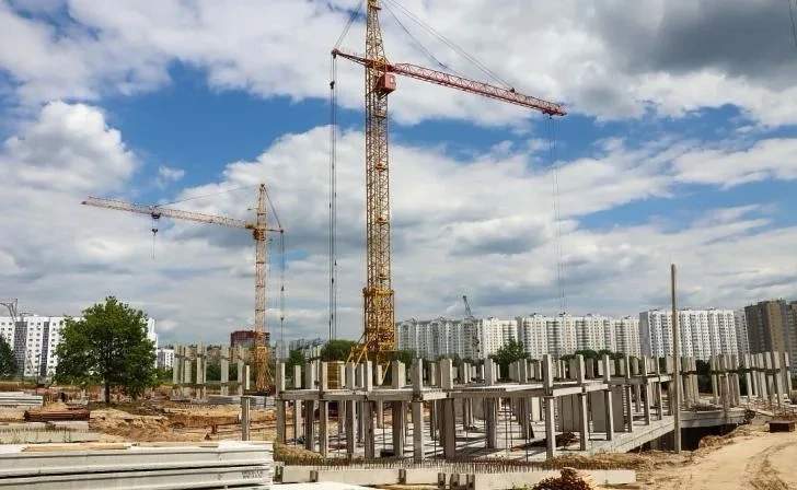 Мэр Курска поздравил строителей с профессиональным праздником