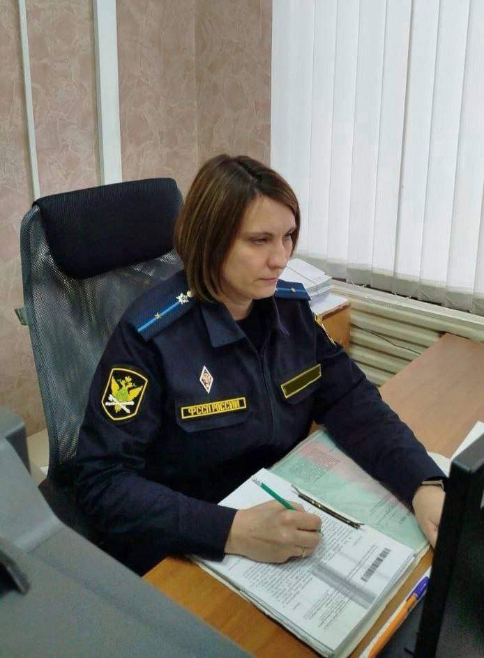 Курянка заплатила 100 тысяч рублей штрафа за немаркированные сигареты