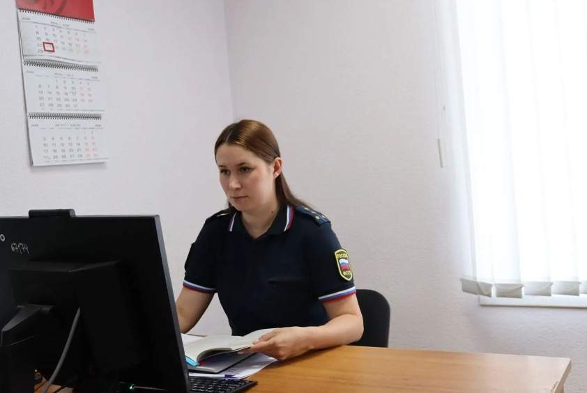 Курянин заплатил 200 тысяч рублей за фиктивную регистрацию россиян