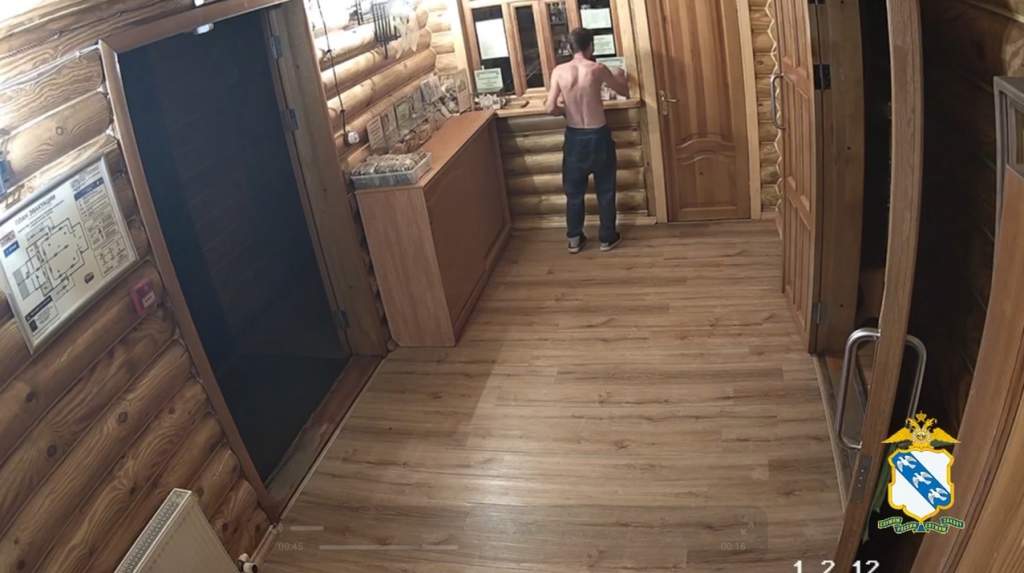 В Курске рецидивист украл из храма 47 тысяч рублей