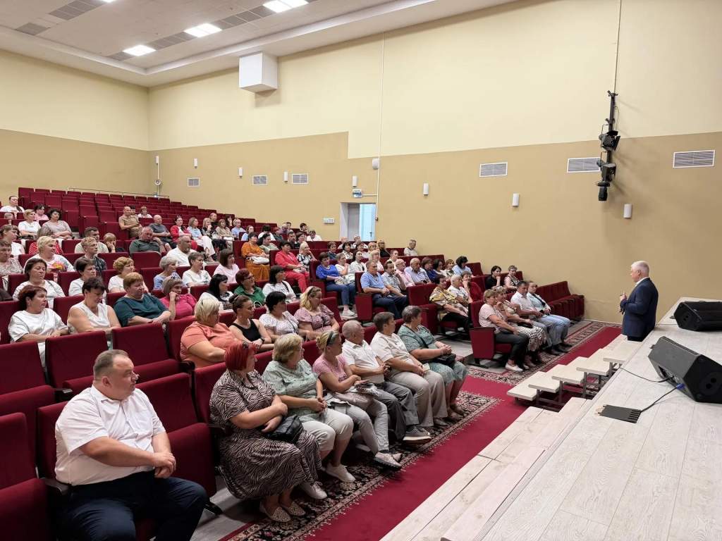 В Курчатовском районе уберут горящую свалку и починят водонапорную башню