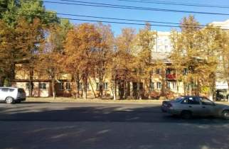 В Курске прокуратура через суд требует расселить аварийный дом