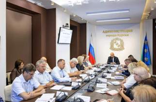 В Курске мэр провел планерку и обозначил проблемные вопросы