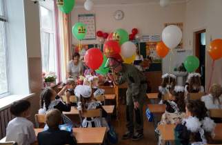 Совет молодежи «Курскэнерго» провел урок электробезопасности для первоклассников Верхнемедведицкой школы