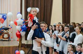 Первый звонок прозвенел для 9,5 тысячи курских первоклассников