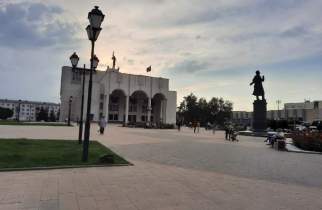 В Курске размели билеты на московского "Тартюфа"