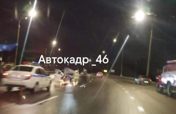 В Курской области на мосту произошло жесткое лобовое ДТП