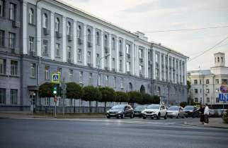 Мэр Курска отчитался о ремонте дорог, разрытиях и благоустройстве