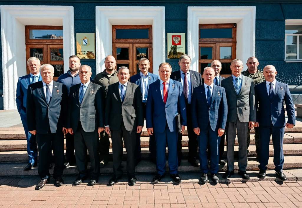 Хинштейн сообщил о прибытии "звездного" десанта в Курскую область