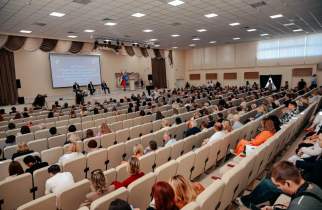 Хинштейн провел встречу с жителями Центрального округа Курска
