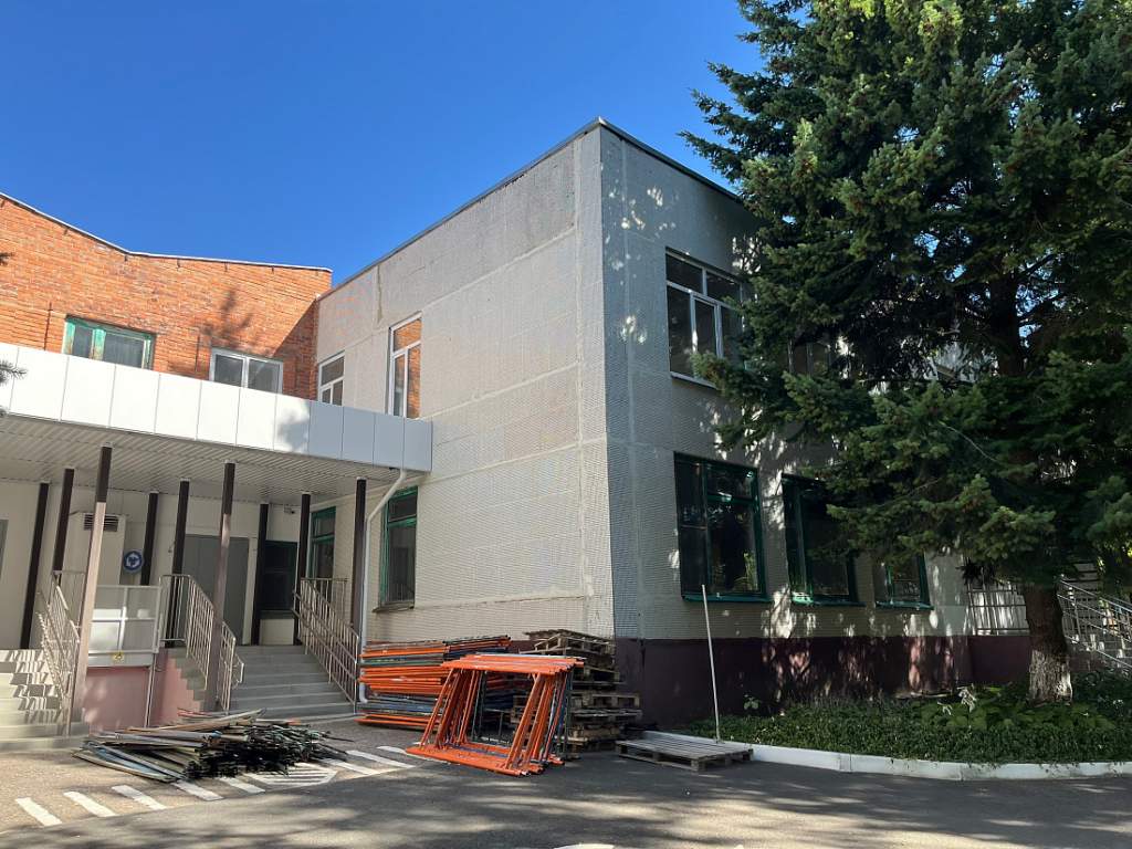 В Курске подрядчику капремонта детсада №128 рекомендовали нарастить темпы