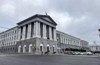 Мэр Курска ответил на жалобы горожан по горячей воде и благоустройству