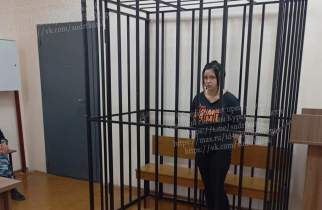 В Курской области 22-летнюю девушку осудили на 1 год колонии за драки с бутылкой