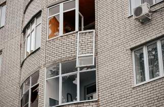 В Курске после ракетной атаки ВСУ повреждены 40 квартир и детский сад