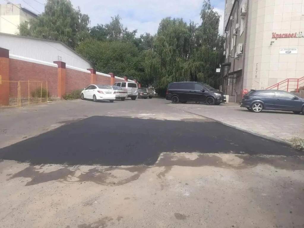 В Курске после разрытий восстановили асфальт и грунт на 6 улицах