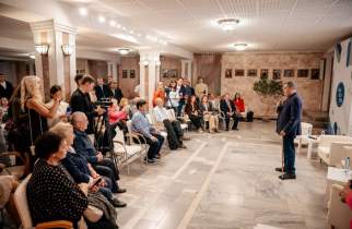 Хинштейн прокомментировал завершение избирательной кампании