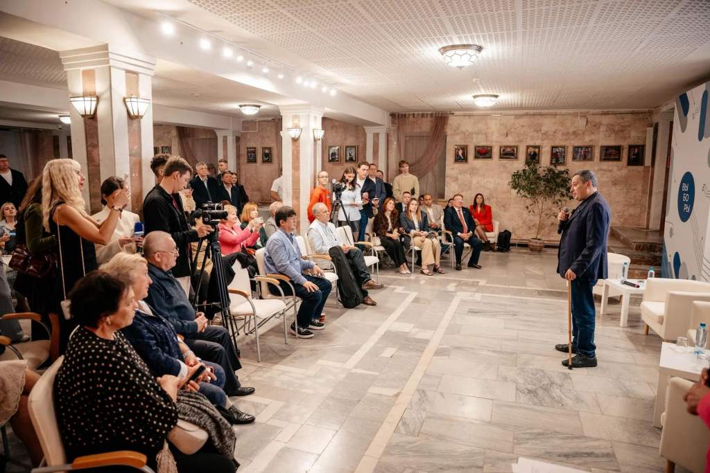 Хинштейн прокомментировал завершение избирательной кампании