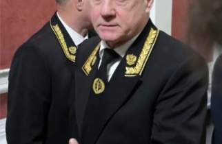 Курянин Юрий Глазов покинул пост зампреда Верховного суда РФ