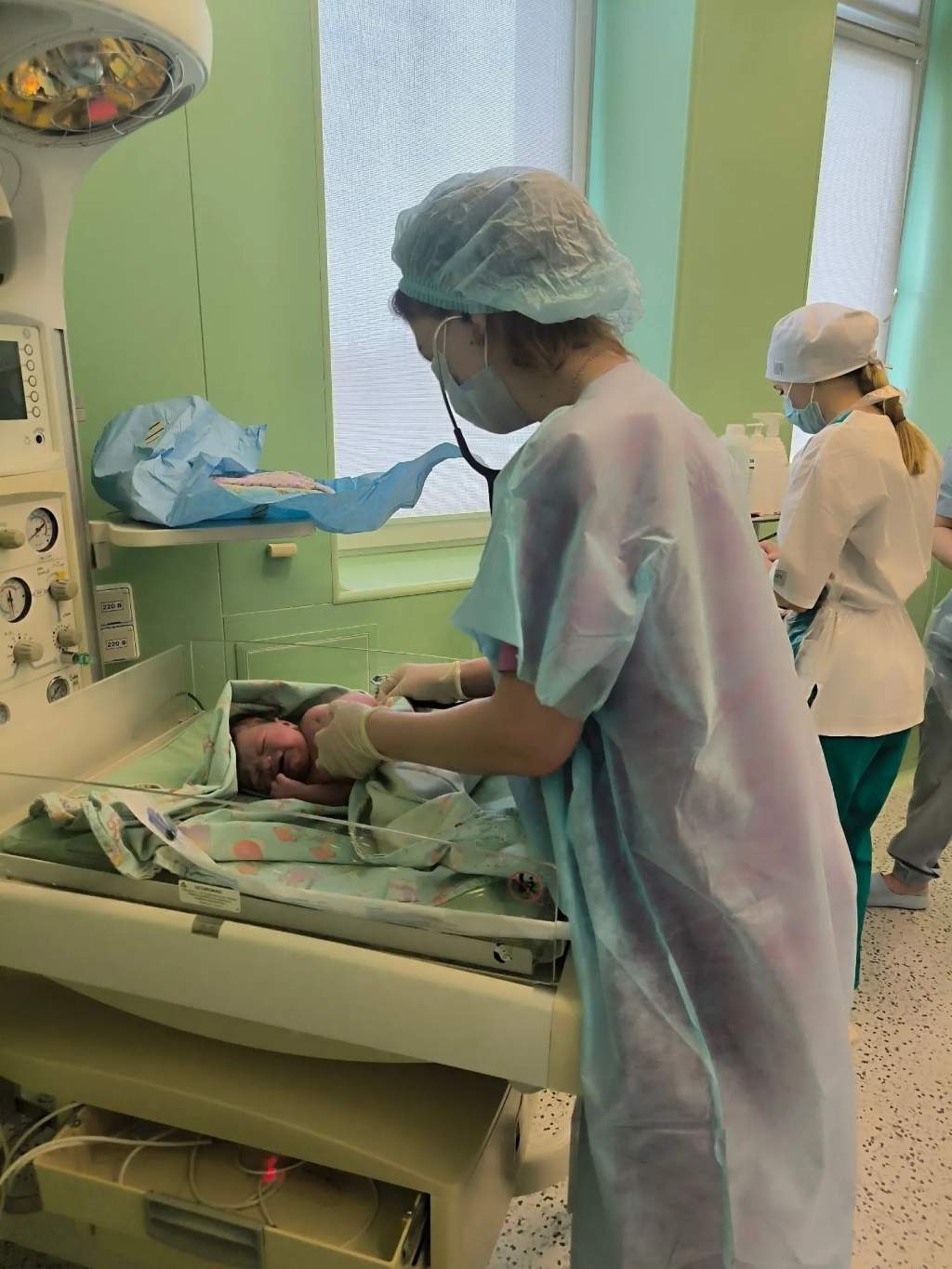 В Курске в День города родился малыш весом 3780 г