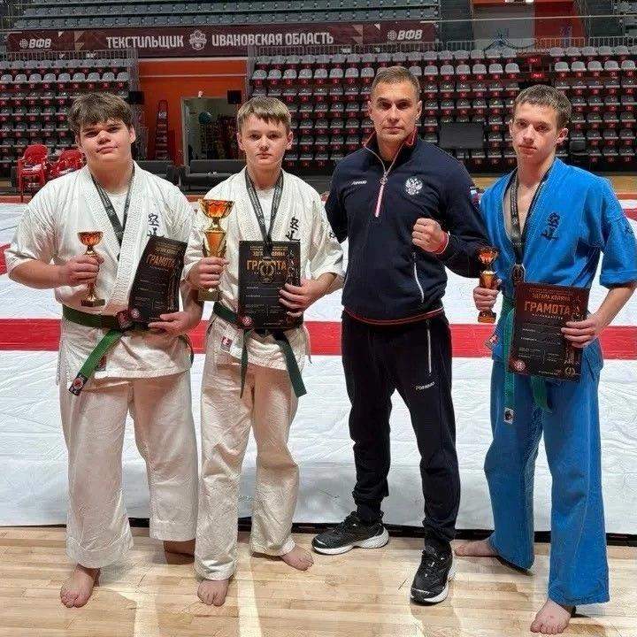 Курские спортсмены завоевали 3 медали на турнире по кудо
