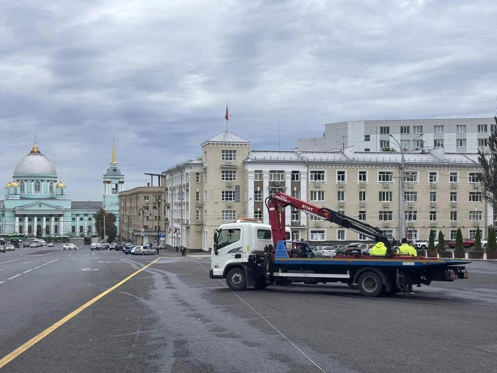 В Курске за нарушение правил парковки эвакуировали 39 автомобилей