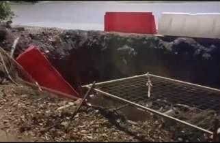В Курске жалуются на брошенную теплотрассу на улице Гоголя
