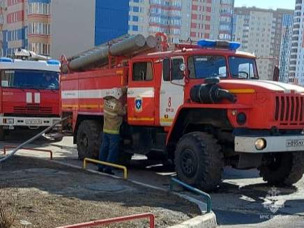 В Курске на Дериглазова загорелась бытовая техника в квартире