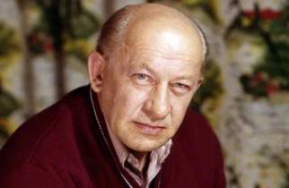 Хинштейн сообщил о споре из-за марки к 100-летию Евстигнеева