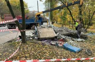 В Курске снесли остановку с мозаикой художника Виктора Морозова